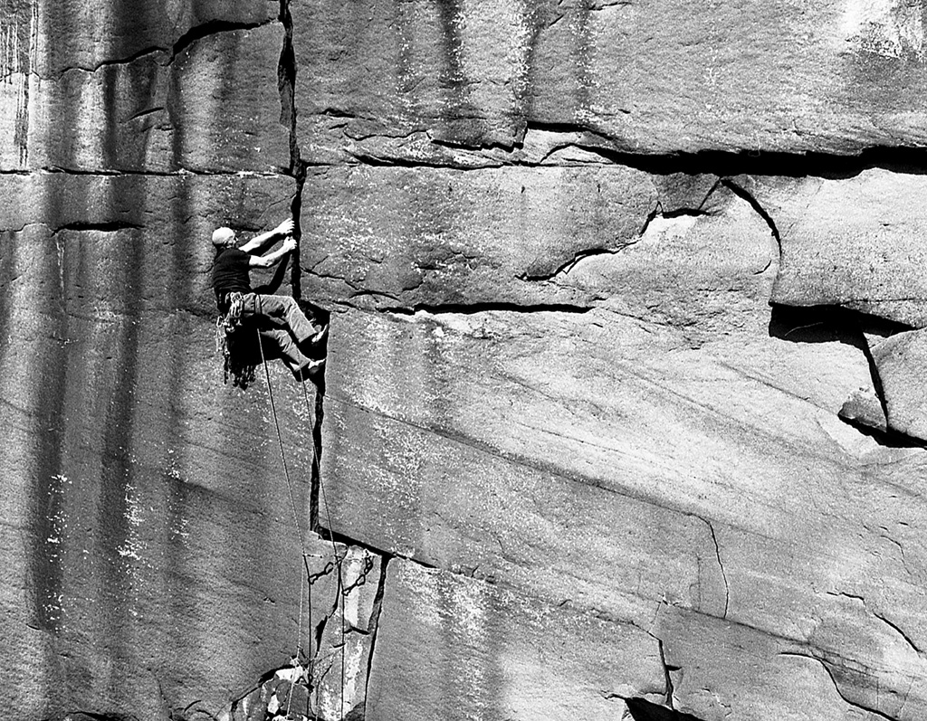 Dave Barton climbing the iconic Forked Lightning Crack (E3 5c). Photo: Mark Radtke