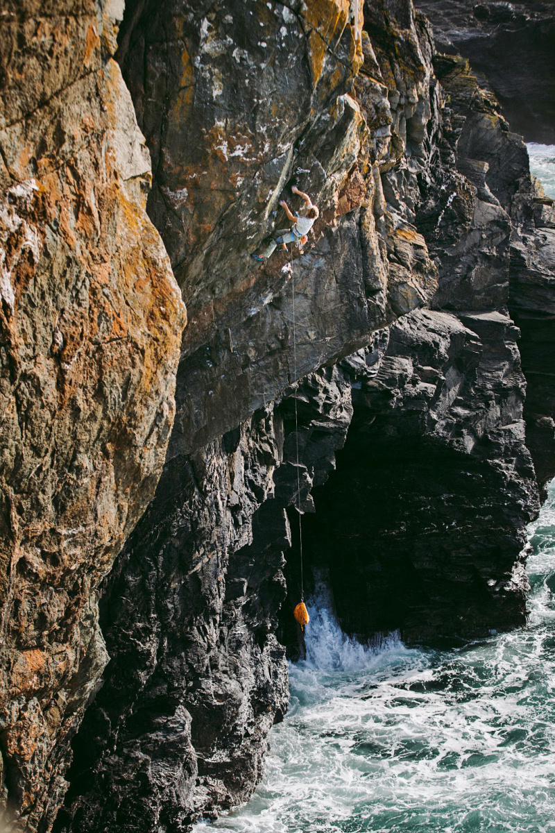 Matt Helliker working on Anapanasati (E9 6c) before the first ascent. Photo: Sam Ingles